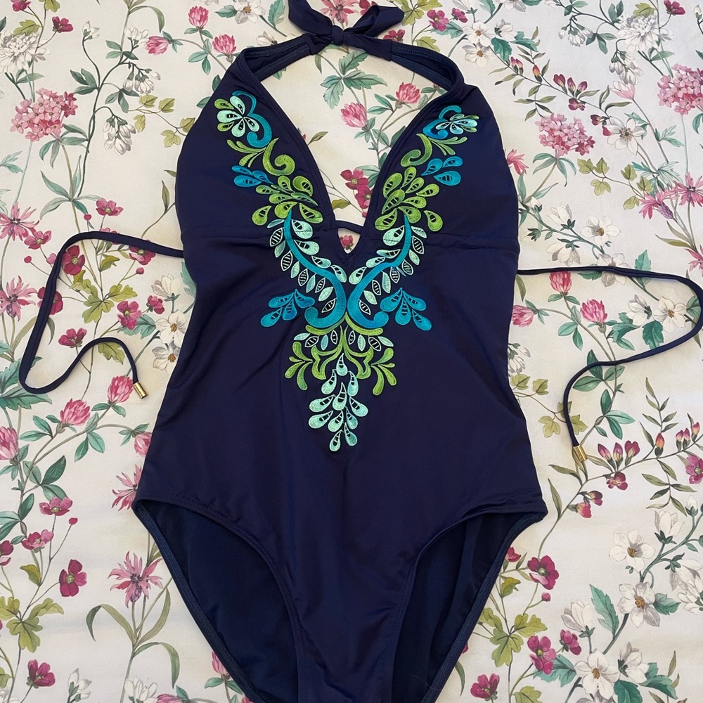 NWT Laundry One Piece Swimsuit with Embroidered Design